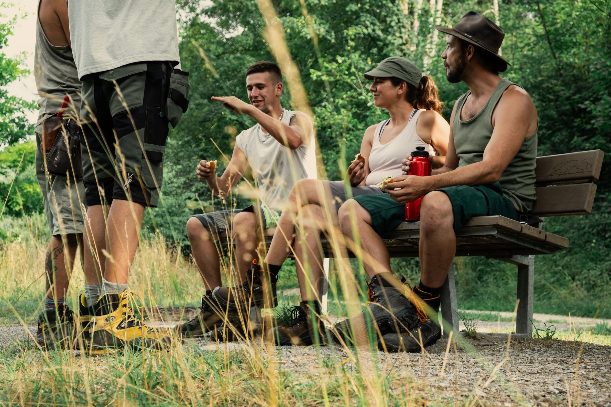 Das Dingetschweiler-Team bei einer Pause im Grünen
